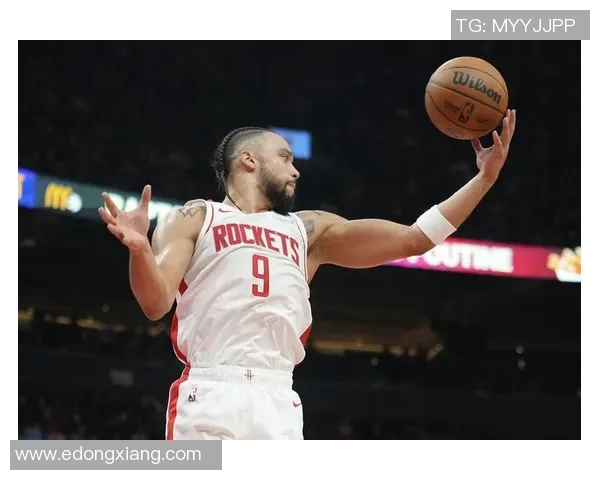 正播火箭与国王激战正酣球迷期待精彩对决与惊喜时刻