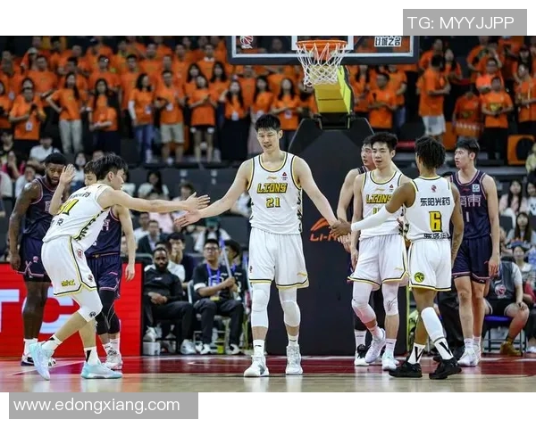 CBA辽宁队与广东队最新对决战况分析与精彩回顾