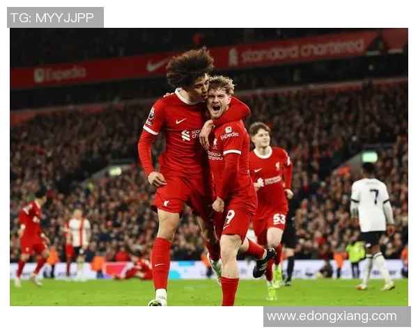 热刺与曼联激战正酣双方进球精彩瞬间回顾与分析
