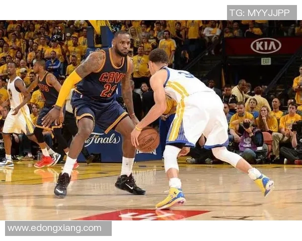 骑士与勇士季后赛首战精彩回顾与赛后分析