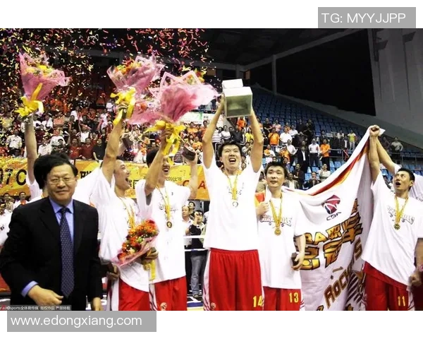 山东队与八一队精彩对决CBA比赛录像回顾与分析